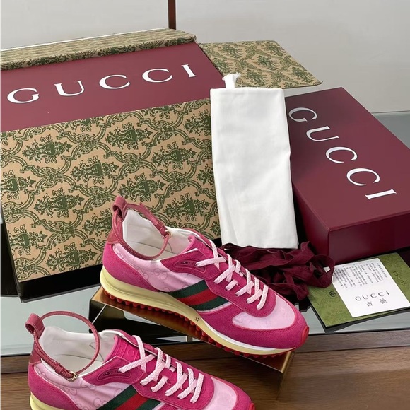 Gucci Women's Pink and Red Sneakers - Picture 1 of 9